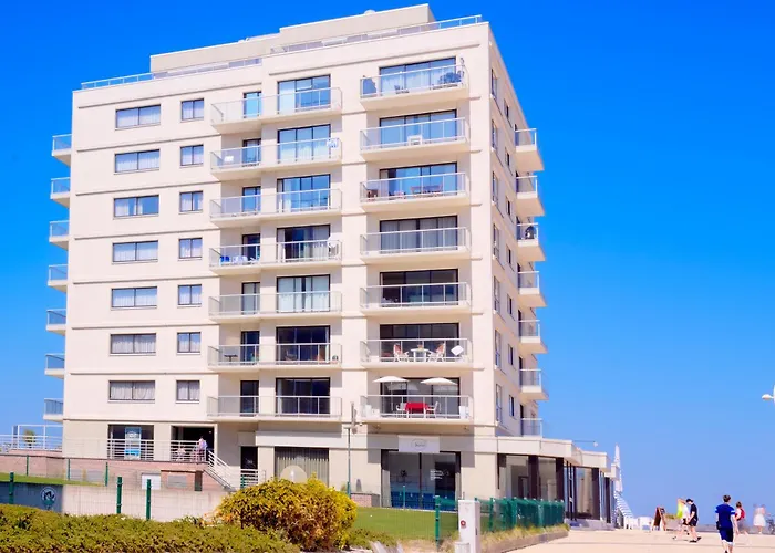 Westrand A0206 - Esplanade View * De Panne