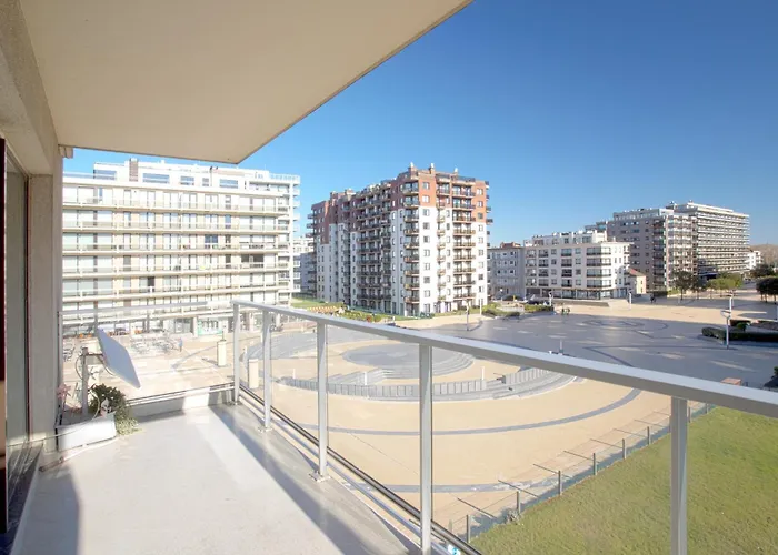 Westrand A0206 - Esplanade View * De Panne